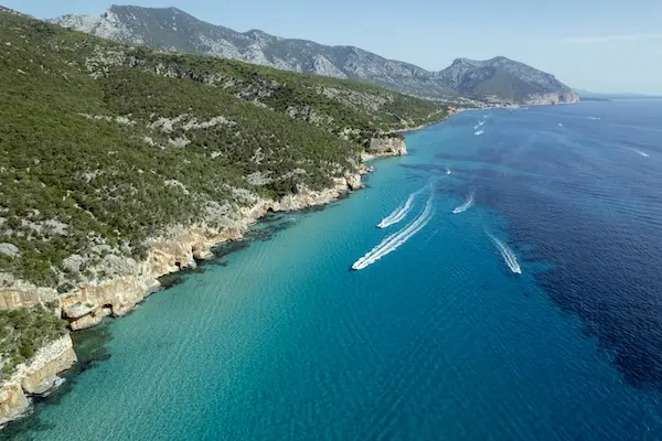 plages en Sardaigne beau sable blanc en Sardaigne, Italie